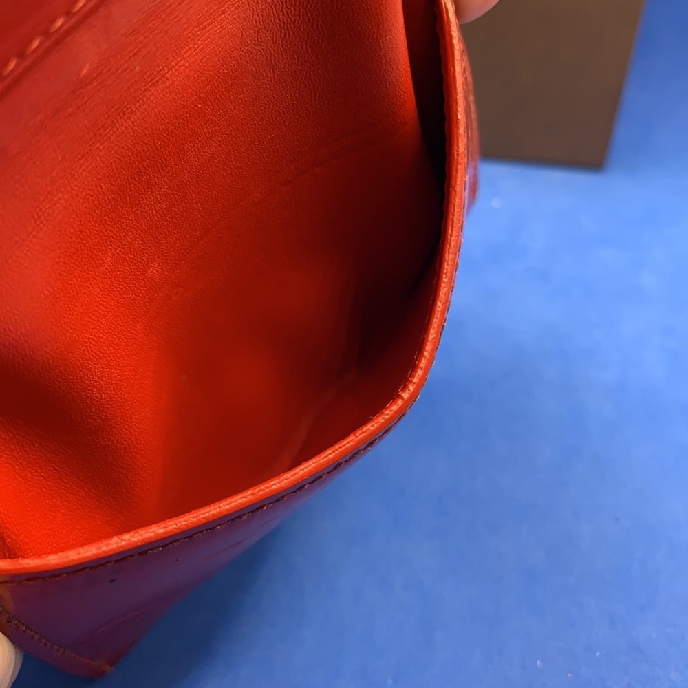 LOUIS VUITTON Vernice Sarah compact orange (ish) red color wallet vintage - Picture 9 of 12
